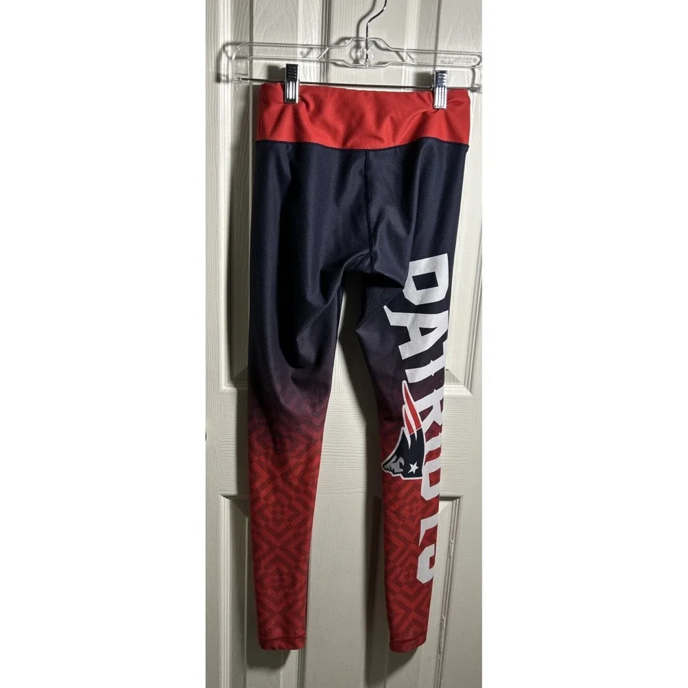 NFL Team Apparel Women's New England‎ Patriots Leggings size XS